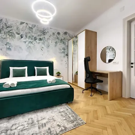Apartment Calea Victoriei Gold Choose From 2 - Old Town - Superb Vibe & Location - Walking Distance From Main Attractions! *