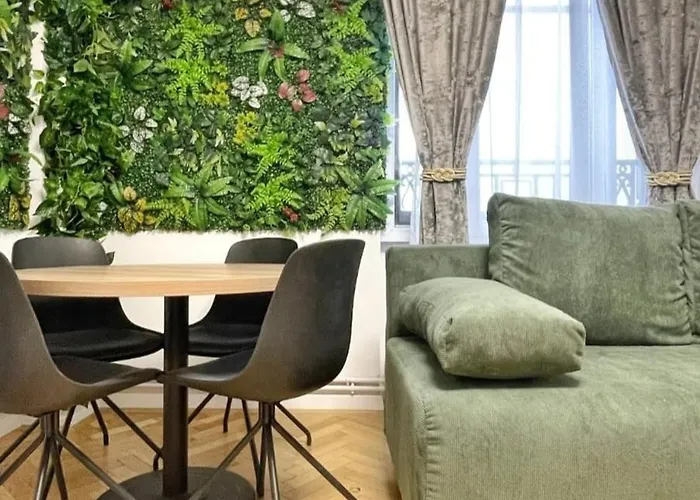 Apartment Calea Victoriei Gold Choose From 2 - Old Town - Superb Vibe & Location - Walking Distance From Main Attractions!