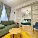 Calea Victoriei Gold Choose From 2 - Old Town - Superb Vibe & Location - Walking Distance From Main Attractions! *