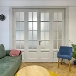Calea Victoriei Gold Choose From 2 - Old Town - Superb Vibe & Location - Walking Distance From Main Attractions! Apartment *