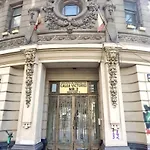 Apartment Calea Victoriei Gold Choose From 2 - Old Town - Superb Vibe & Location - Walking Distance From Main Attractions!