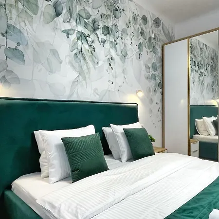 Calea Victoriei Gold Choose From 2 - Old Town - Superb Vibe & Location - Walking Distance From Main Attractions! Apartment