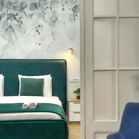 Apartment Calea Victoriei Gold Choose From 2 - Old Town - Superb Vibe & Location - Walking Distance From Main Attractions! *