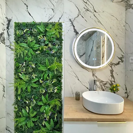 Calea Victoriei Gold Choose From 2 - Old Town - Superb Vibe & Location - Walking Distance From Main Attractions! Apartment *