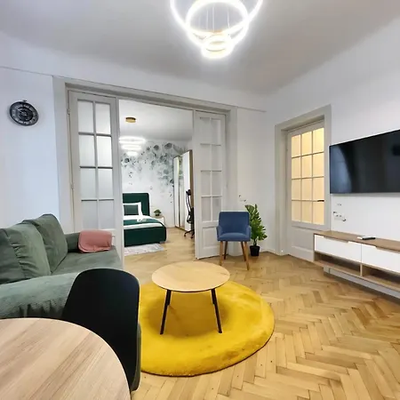 Apartment Calea Victoriei Gold Choose From 2 - Old Town - Superb Vibe & Location - Walking Distance From Main Attractions!