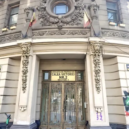 Apartment Calea Victoriei Gold Choose From 2 - Old Town - Superb Vibe & Location - Walking Distance From Main Attractions!