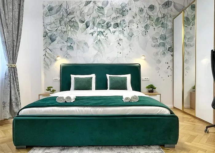 Calea Victoriei Gold Choose From 2 - Old Town - Superb Vibe & Location - Walking Distance From Main Attractions!