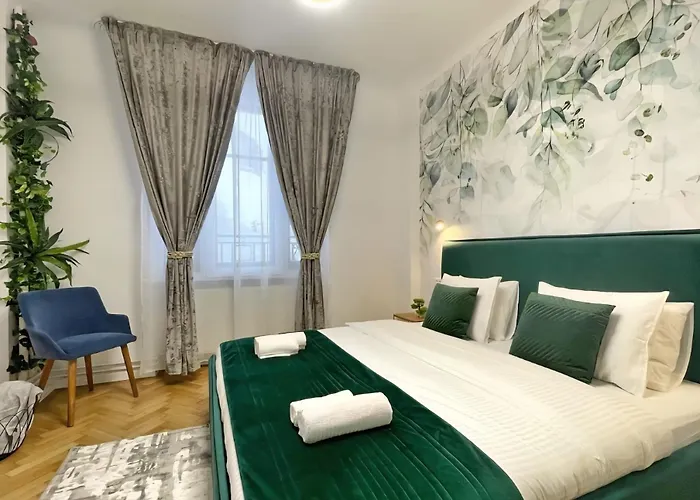 Calea Victoriei Gold Choose From 2 - Old Town - Superb Vibe & Location - Walking Distance From Main Attractions! *