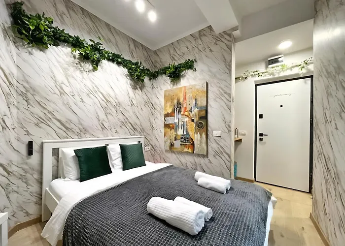 Calea Victoriei Gold Choose From 2 - Old Town - Superb Vibe & Location - Walking Distance From Main Attractions! Lägenhet *