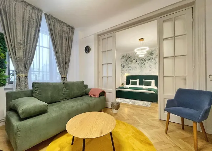 Calea Victoriei Gold Choose From 2 - Old Town - Superb Vibe & Location - Walking Distance From Main Attractions! *