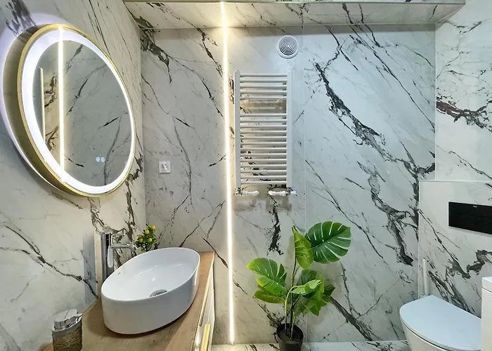 شقة Calea Victoriei Gold Choose From 2 - Old Town - Superb Vibe & Location - Walking Distance From Main Attractions! *