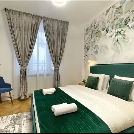 Calea Victoriei Gold Choose From 2 - Old Town - Superb Vibe & Location - Walking Distance From Main Attractions! *