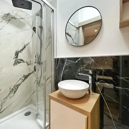 Calea Victoriei Gold Choose From 2 - Old Town - Superb Vibe & Location - Walking Distance From Main Attractions! Διαμέρισμα