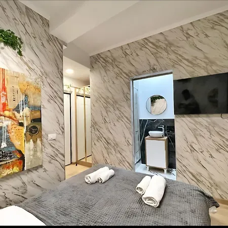 Calea Victoriei Gold Choose From 2 - Old Town - Superb Vibe & Location - Walking Distance From Main Attractions! * Βουκουρέστι