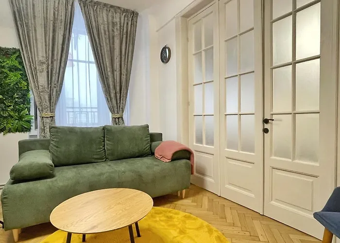 Calea Victoriei Gold Choose From 2 - Old Town - Superb Vibe & Location - Walking Distance From Main Attractions! *